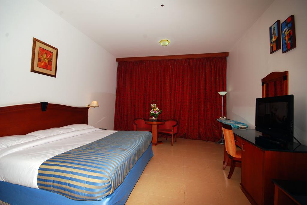 Ramee Garden Hotel Apartments Abu Dhabi Room photo